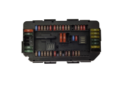 Fuse Box 6114 V7 922487903 19096.000.001 BMW