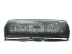 Speedometer/Instrument Cluster Mercedes 190 W201 2015425306 VDO