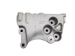 Engine Support 112318425R 1.5 dCi Dacia Renault Mercedes-Benz 0km