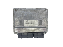 Controller 03D906032C 5WP40124 03 VW Siemens 62778