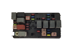 Fuse Box Chevrolet 96427973 Tyco 20151