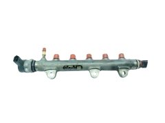Injection Rail Bosch 0445214155 8200842432 0281002800 2.0 DCI Renault