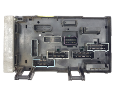 Fuse Box Chrysler 04727480AC 04727458AC 19615
