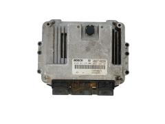Controller 0281011275 8200305678 8200269879 Renault Bosch 38973