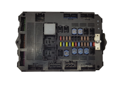 Fuse Box Jaguar 7340-9554-30 8X2T-14B476-AD Fuse Box Jaguar 7340-9554-30 8X2T-14B476-AD