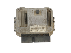 Controller Opel 0281011943 55556829 8973785712 Bosch GM Isuzu 46063