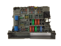 Fuse Box 6906609-03 18845.000.000 B010094800 BMW