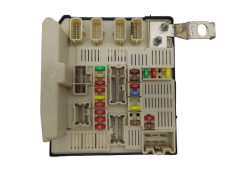 Controller USM-X61 8201044235 50J713F00 Kangoo 2 Renault