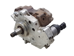 Injection Pump Renault 8200108225 0445010075 0926400487 1.9