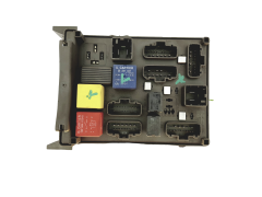 Controller 8200148809 8200004201 518095419 Renault 22704