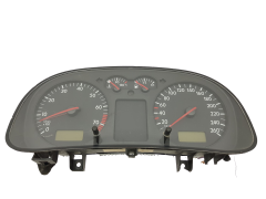 Speedometer/Instrument Cluster VW Golf MK4 1J0920805B 0263628001 26384