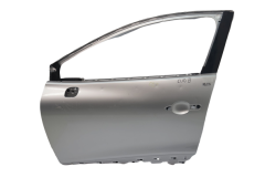 Door Left Front Renault Clio 4 TED69 801017896R 801110880R 1043
