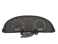 Speedometer/Instrument Cluster VW Passat 3B 3B0919861BX 110308793010 VDO