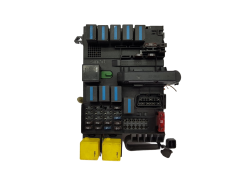 Fuse Box Smart 0001683V001 20383 Fuse Box Smart 0001683V001 20383