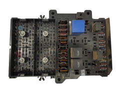 Fuse Box Dodge P04707784AB 19646