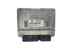 Controller 03E906033L 5WP40194 07 VW Siemens 57080