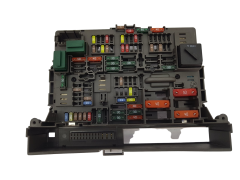 Fuse Box BMW 9119444-03 18232.000.000A B010110600 18974