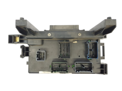 Fuse Box Chrysler P05087269AJ 19772