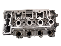 Cylinder Head Citroen Peugeot Volvo 9688418110 C01 0200HL 2.0 HDI TDCI
