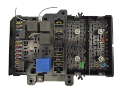 Fuse Box Chrysler P04707994AC 19640