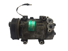 Air Con Compressor/Pump 7700859676D SD7H15 7815B Renault Laguna I Sanden 6937