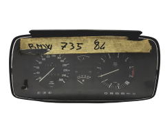 Speedometer/Instrument Cluster BMW 5 E28 7 E23 1376546 VDO