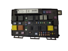 Fuse Box Opel 13145043 5DK008668-50 Hella 19497