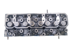 Cylinder Head Isuzu 2.5 D 4JA1T