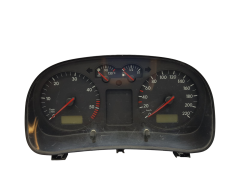 Speedometer/Instrument Cluster VW Golf MK4 1J0919881D 0263611024 1012