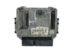 Controller Opel 0281011943 55556829 8973785712 Bosch GM Isuzu 48252