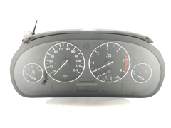 Speedometer/Instrument Cluster BMW 5 E39 6914914 110008735136 VDO