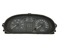 Speedometer/Instrument Cluster Renault Megane 1 7700427900 C 40790