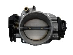 Air Throttle Body VW 037061BQ 037906017 037907385Q 2.0 16V