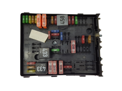 Fuse Box 1K0937124K 0-1418986-1 VW Audi Skoda Seat 19619