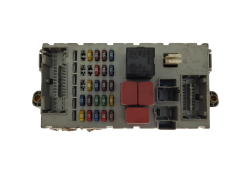 Fuse Box 51734380 51733919 Fiat Magneti Marelli 19785