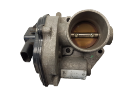 Air Throttle Body Ford VP2S6U-9E928-BA 2S6U-9E927-D 1827