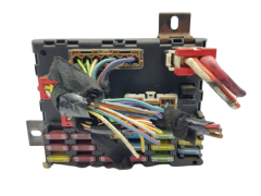 Fuse Box Alfa Romeo 46447809 20173