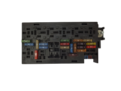 Fuse Box A1645400672 13532289 205-507-2426 Mercedes Delphi