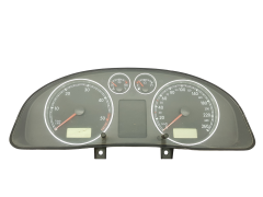 Speedometer/Instrument Cluster VW Passat 3B3 3B0920805A 110080051004 VDO