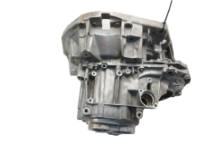 Gearbox Housing 8200187174 JR5012 1.9 DCI Laguna 2 Renault 