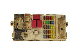 Fuse Box Fiat 51755127 NPL 51759305 Magneti Marelli 18871