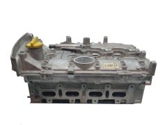 Cylinder Head 7700600552F 8201733230 7701474702 1.4 1.6 16v Renault S13