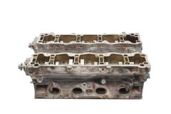 Cylinder Head 9636076010 0200GA  1.6 16v NFU Citroen Peugeot 2342
