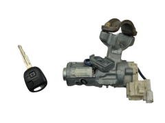 Ignition Switch Toyota Yaris 45020-52-1 1577