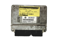 Controller 03D906032C 5WP40124 07 VW Siemens 18801