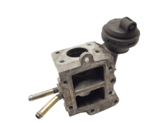 Air Throttle Body EGR 038131063C VW Audi Seat Skoda 1.9 TDI V130