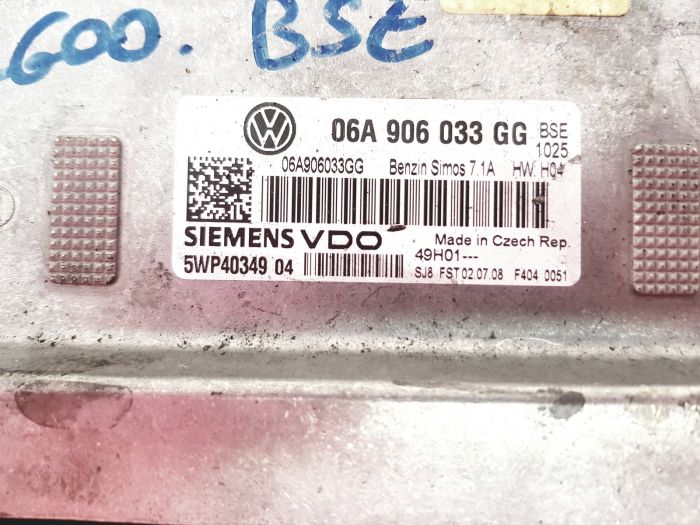 Controller 06A906033GG 5WP40349 04 VW Siemens 29584 - used