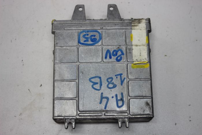 Engine Controller 8D0907557C 0261203938/939 Audi 1679 - used