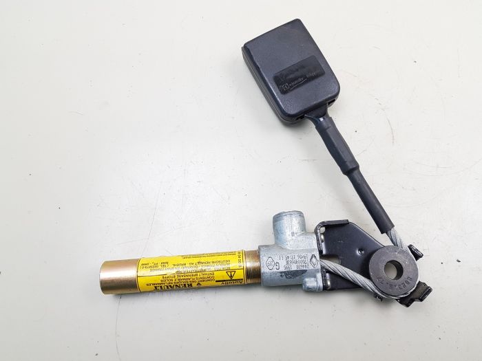 ヒデ Seat Belt Catch Front Left 7700840663E Renault Twingo - used