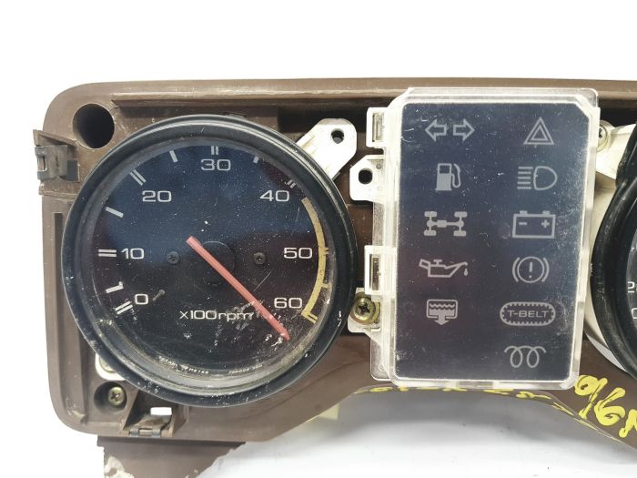 Speedometer/Instrument Cluster Isuzu Trooper 894295-7811A1